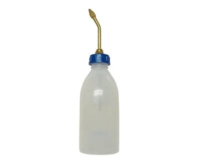 Bình nhựa 250cc #SG415B dùng đựng dầu tra PRESSOL 06865